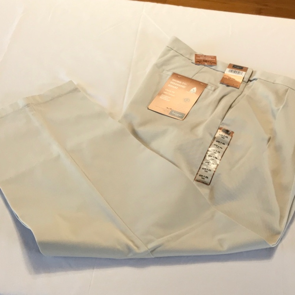 NWT  Haggar twill pants - 42x29 - Light Khaki